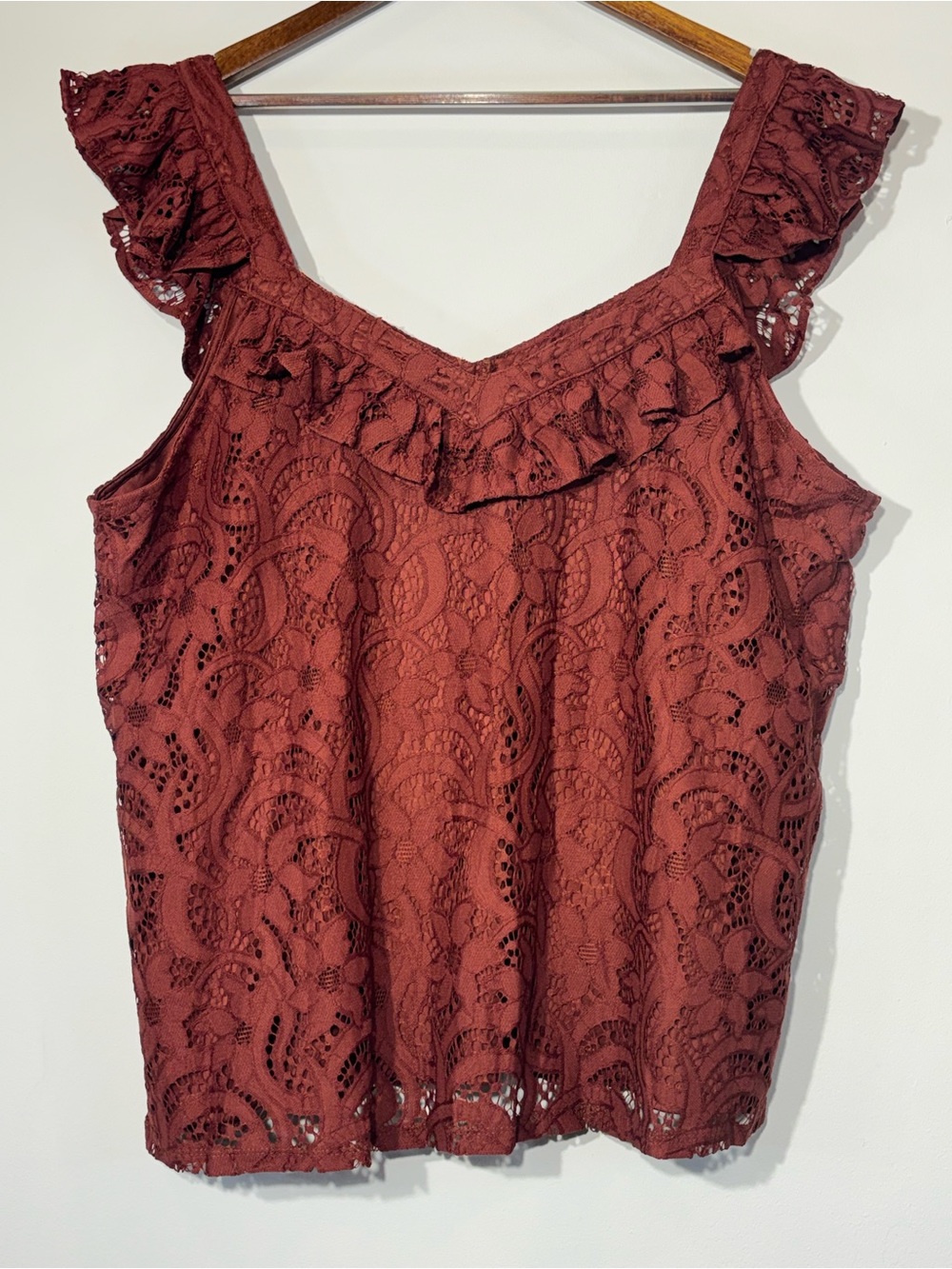 torrid Lace Ruffle top - Deep Wine Size 2 - Picture 3 of 7